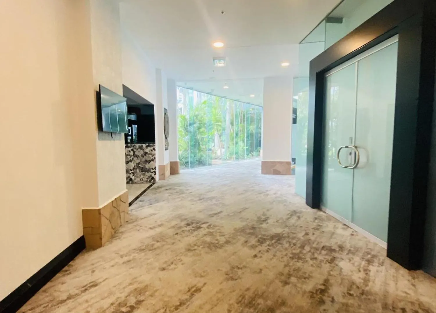 Ocean View Studio Apartment Surfers Paradise - Free Parking Gold Coast Hotel