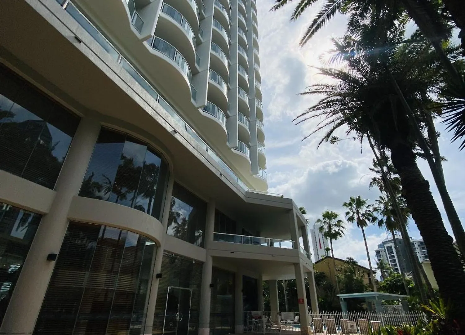 Ocean View Studio Apartment Surfers Paradise - Free Parking Gold Coast Hotel