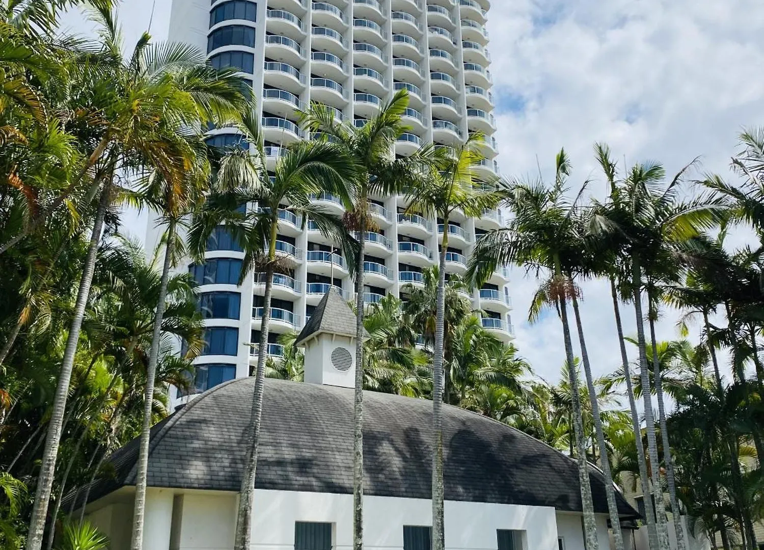 Ocean View Studio Apartment Surfers Paradise - Free Parking Gold Coast